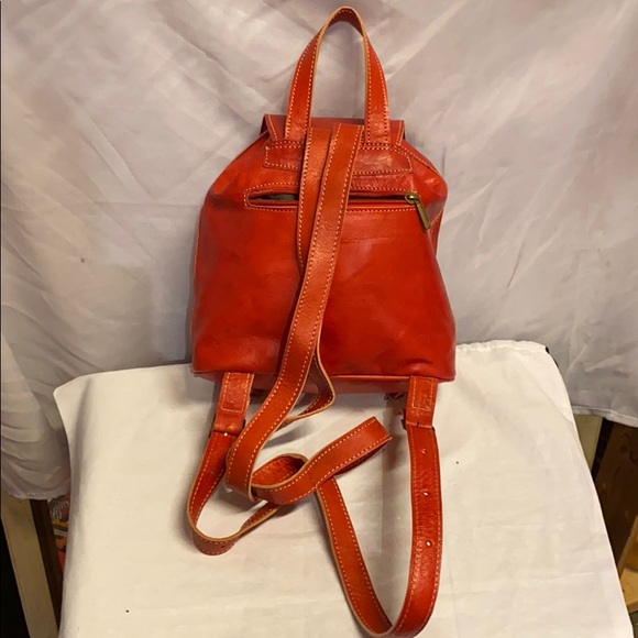 Moroccan Leather Backpack - Picture 5 of 15